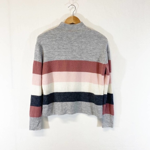 BeachLunchLounge Portia Striped Sweater Gray and Pink and Cream Size S/P - Picture 5 of 9